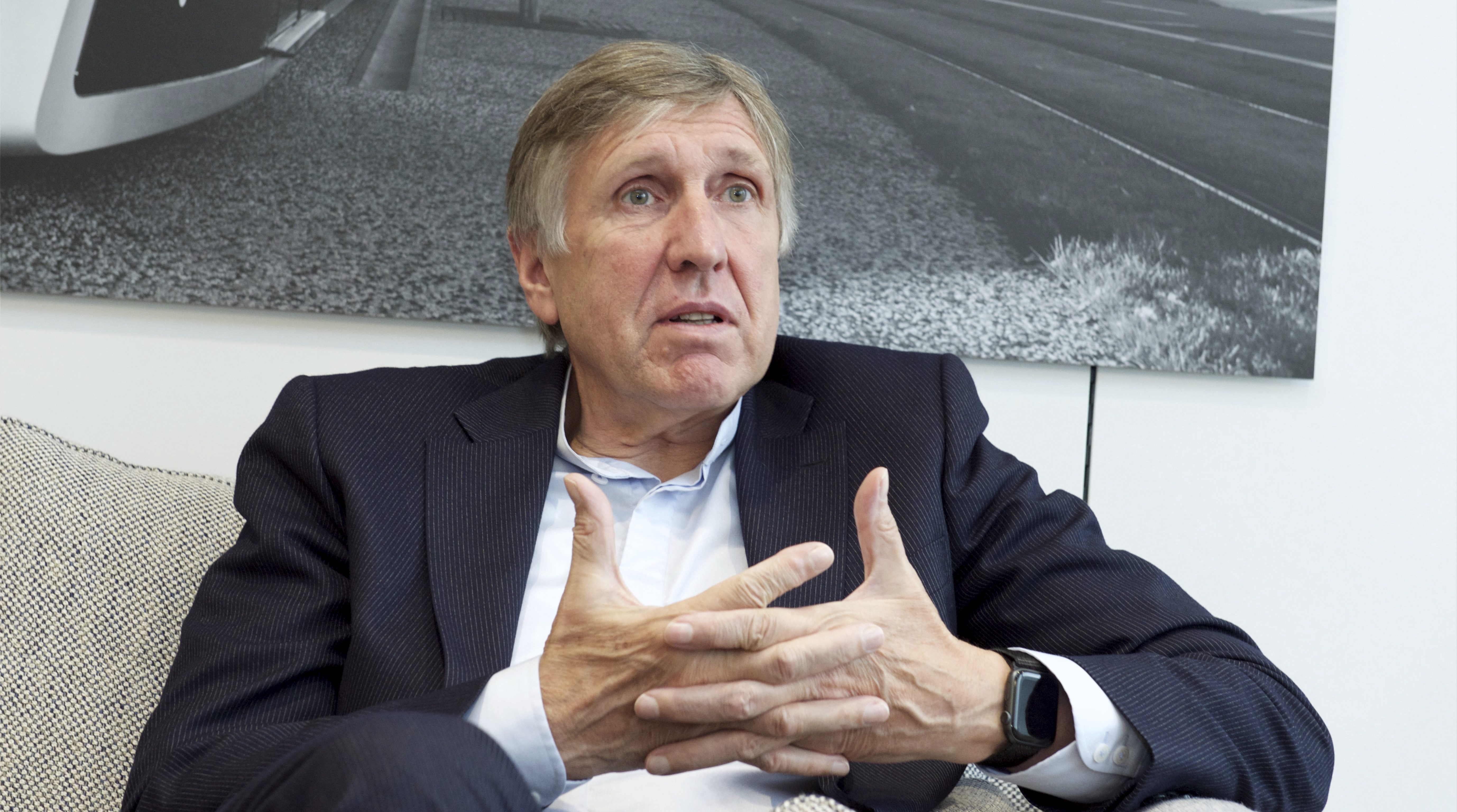 „Es ist ziemlich schlimm, was hier passiert“ / Minister François Bausch über Affären und Unterstellungen