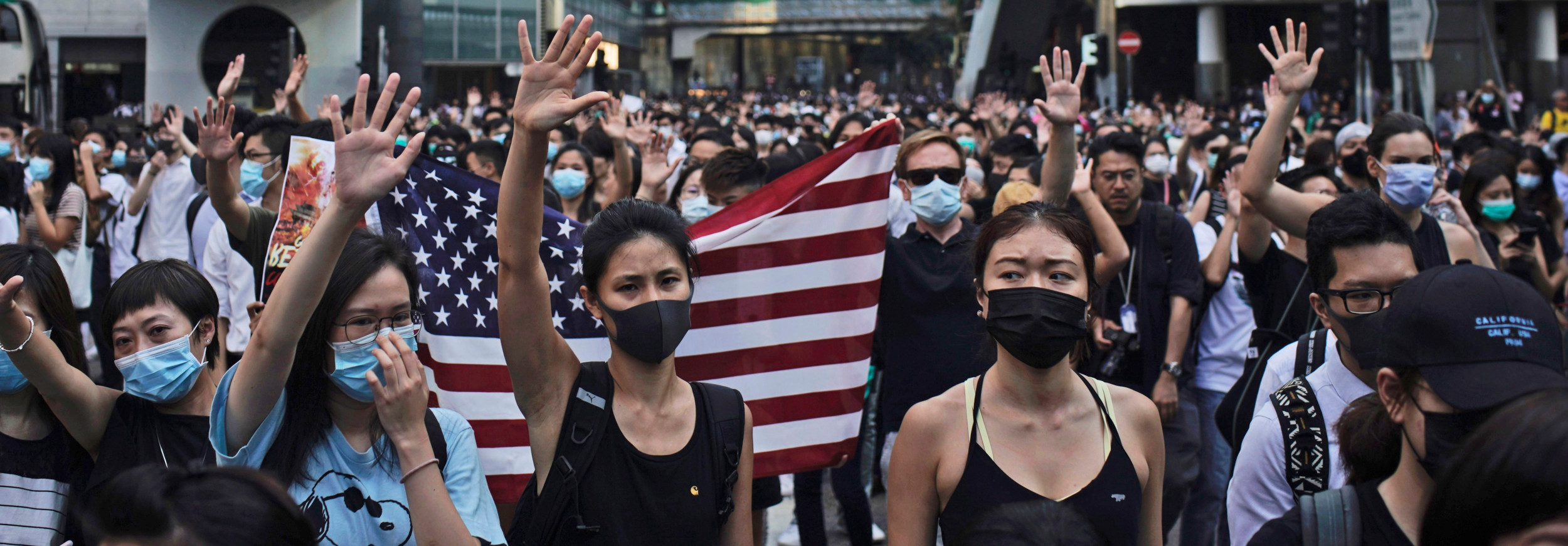 Hongkongs Regierung nutzt Notstandsrecht: Vermummungsverbot erlassen