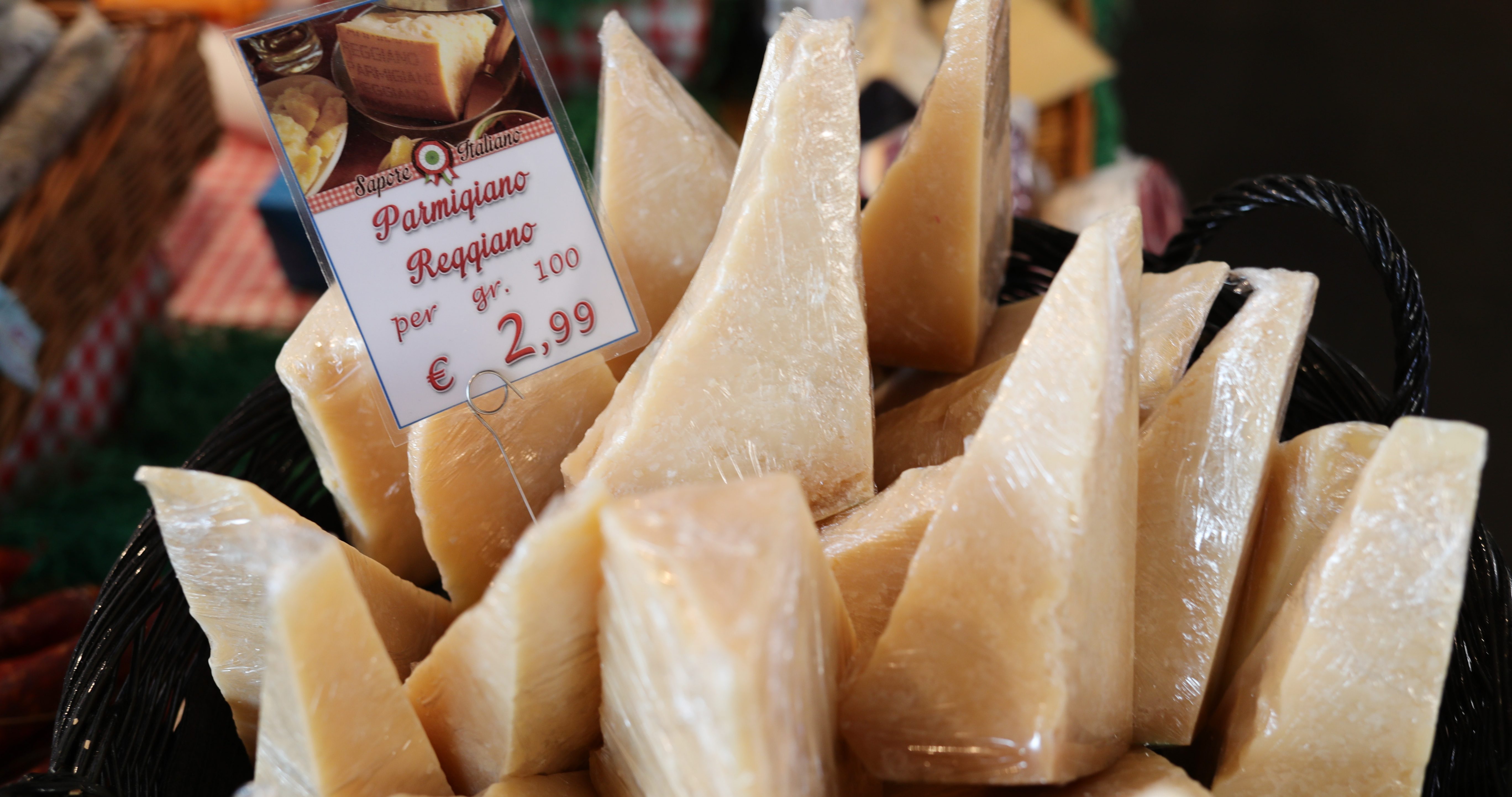 Käse, Olivenöl, Kaffee: USA kündigen neue Strafzölle auf EU-Importe an