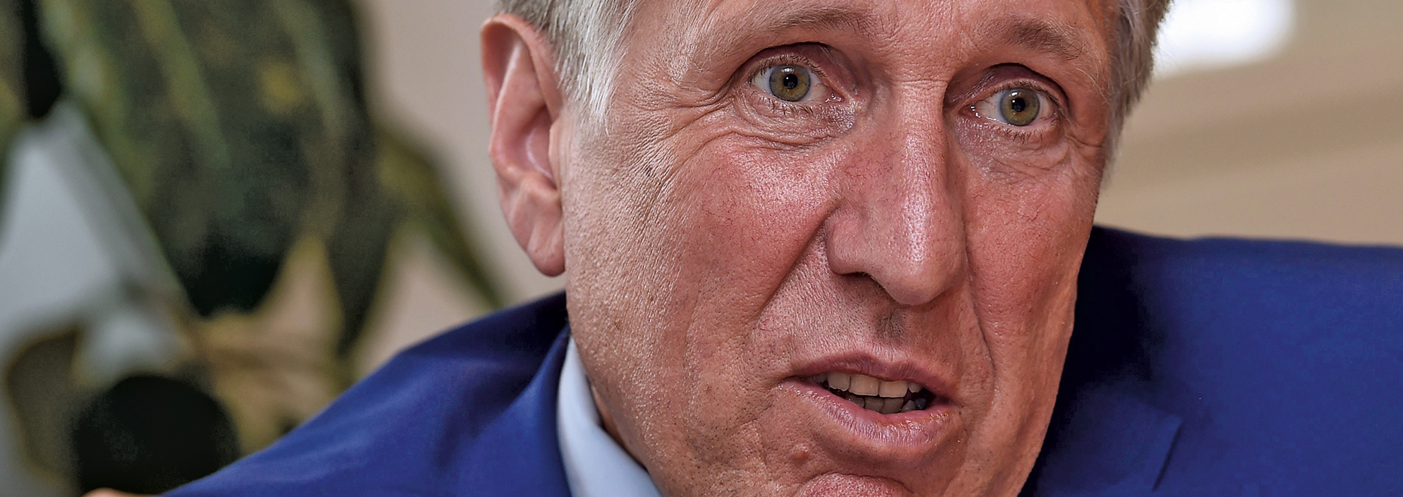 „Die heftigste Zeit meiner Laufbahn“ / Vizepremier Bausch nimmt kein Blatt mehr vor den Mund