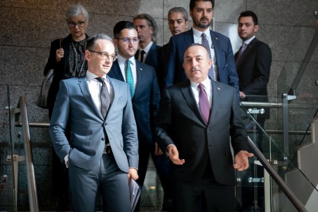 Maas und Cavusoglu gehen auf Distanz zu Kramp-Karrenbauers Syrienplan