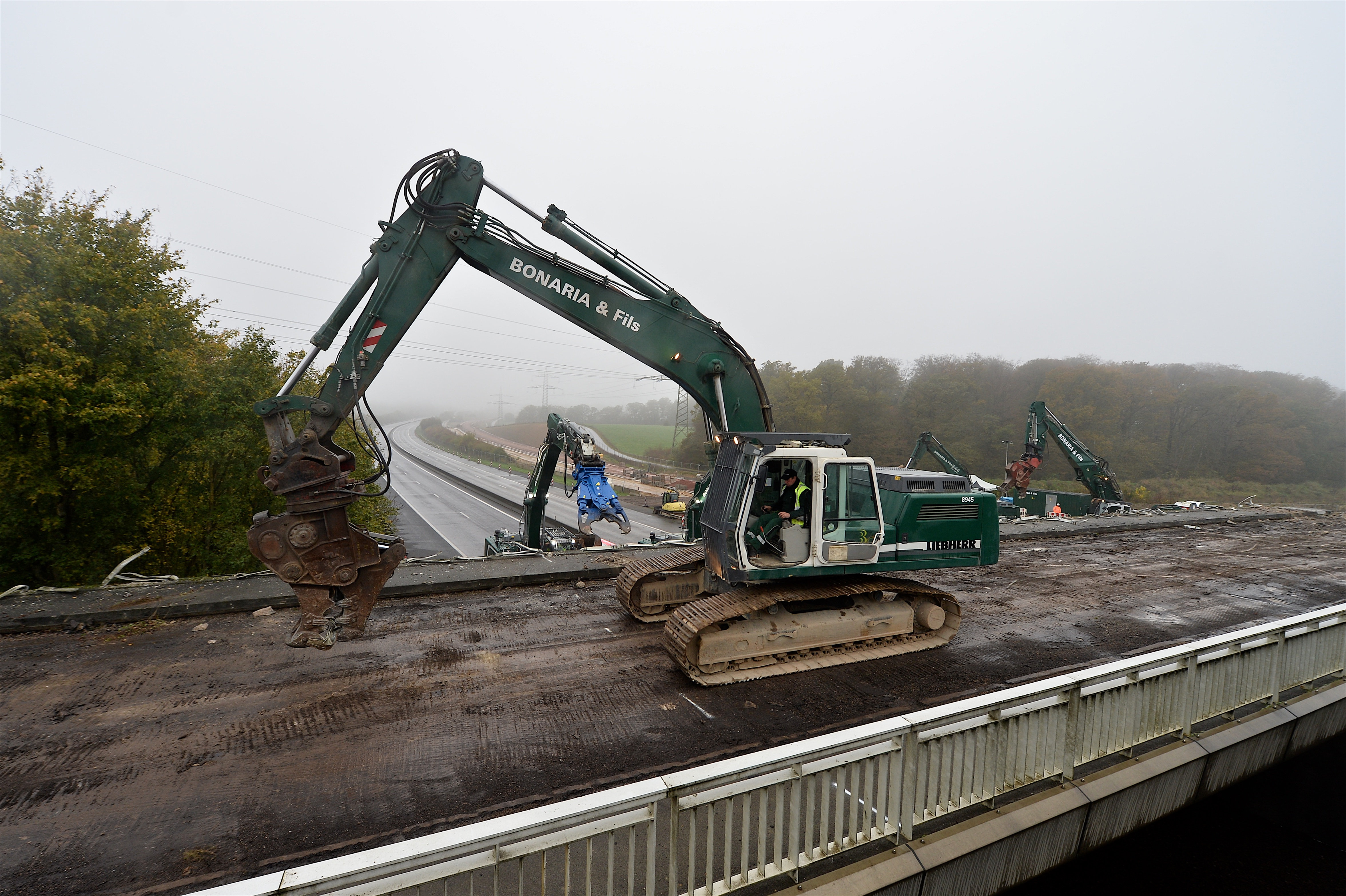 Travaux de démolition du pont sur l’A3 entre Kockelscheuer et B