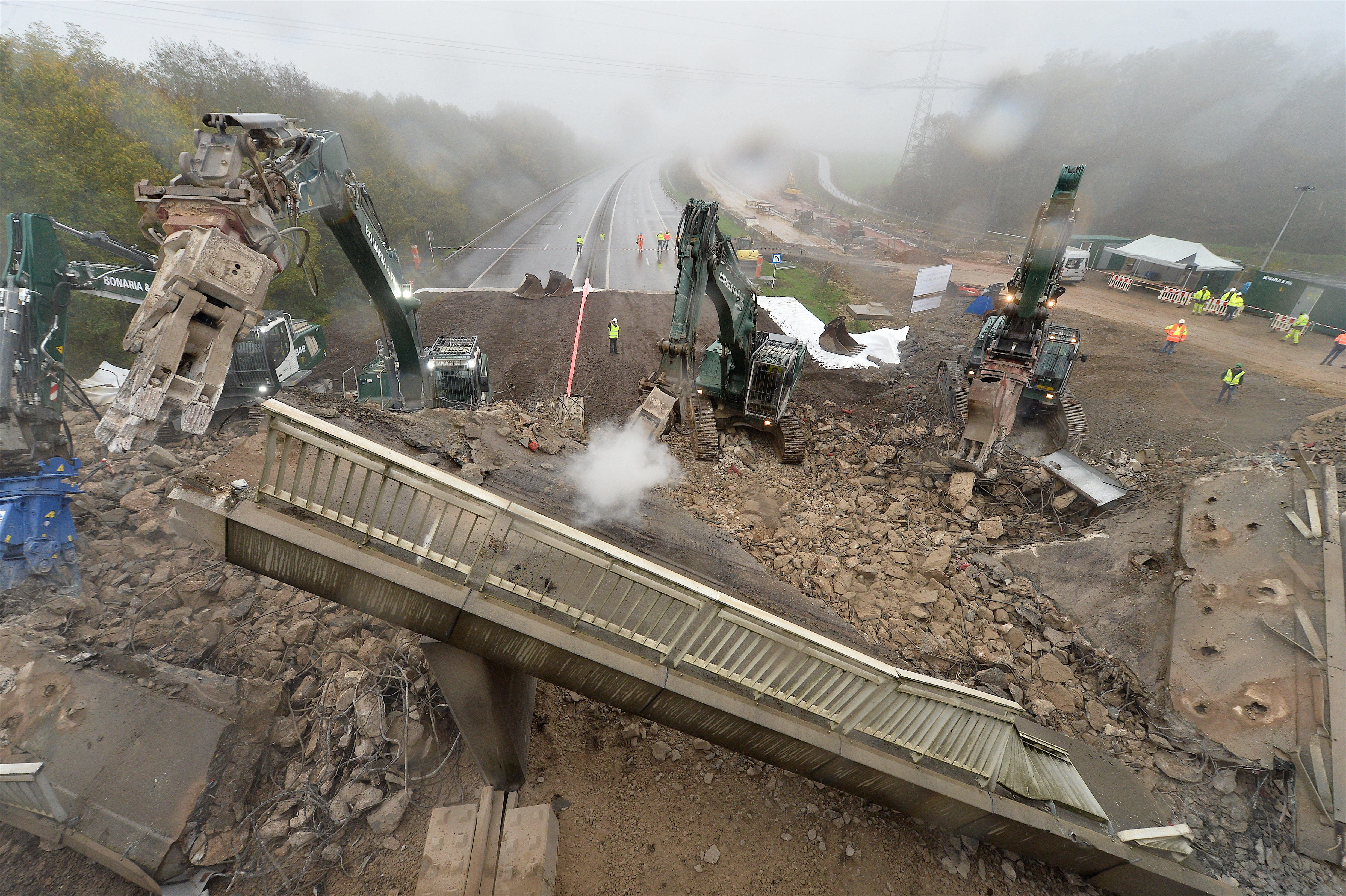 Travaux de démolition du pont sur l’A3 entre Kockelscheuer et B