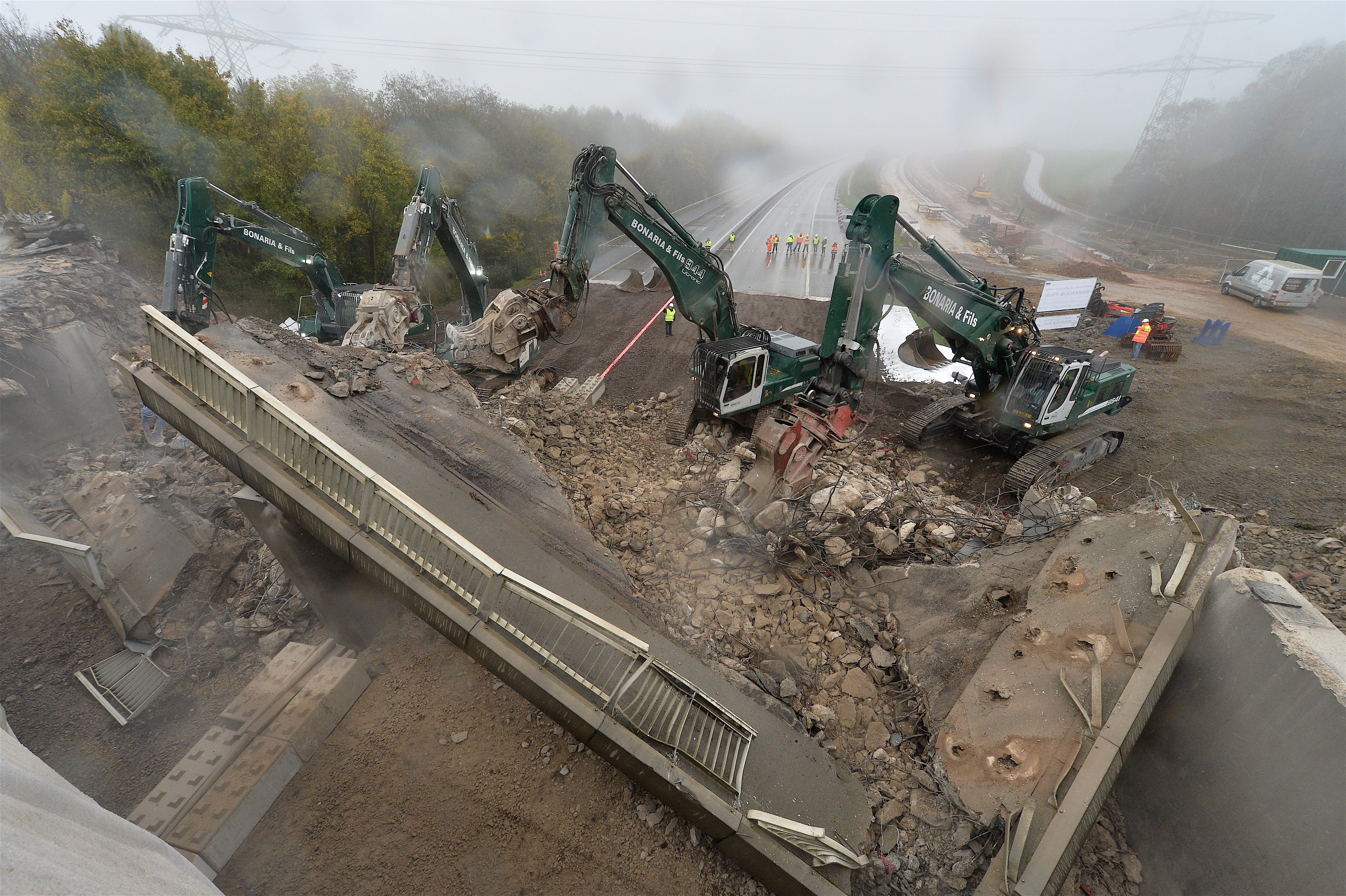Travaux de démolition du pont sur l’A3 entre Kockelscheuer et B