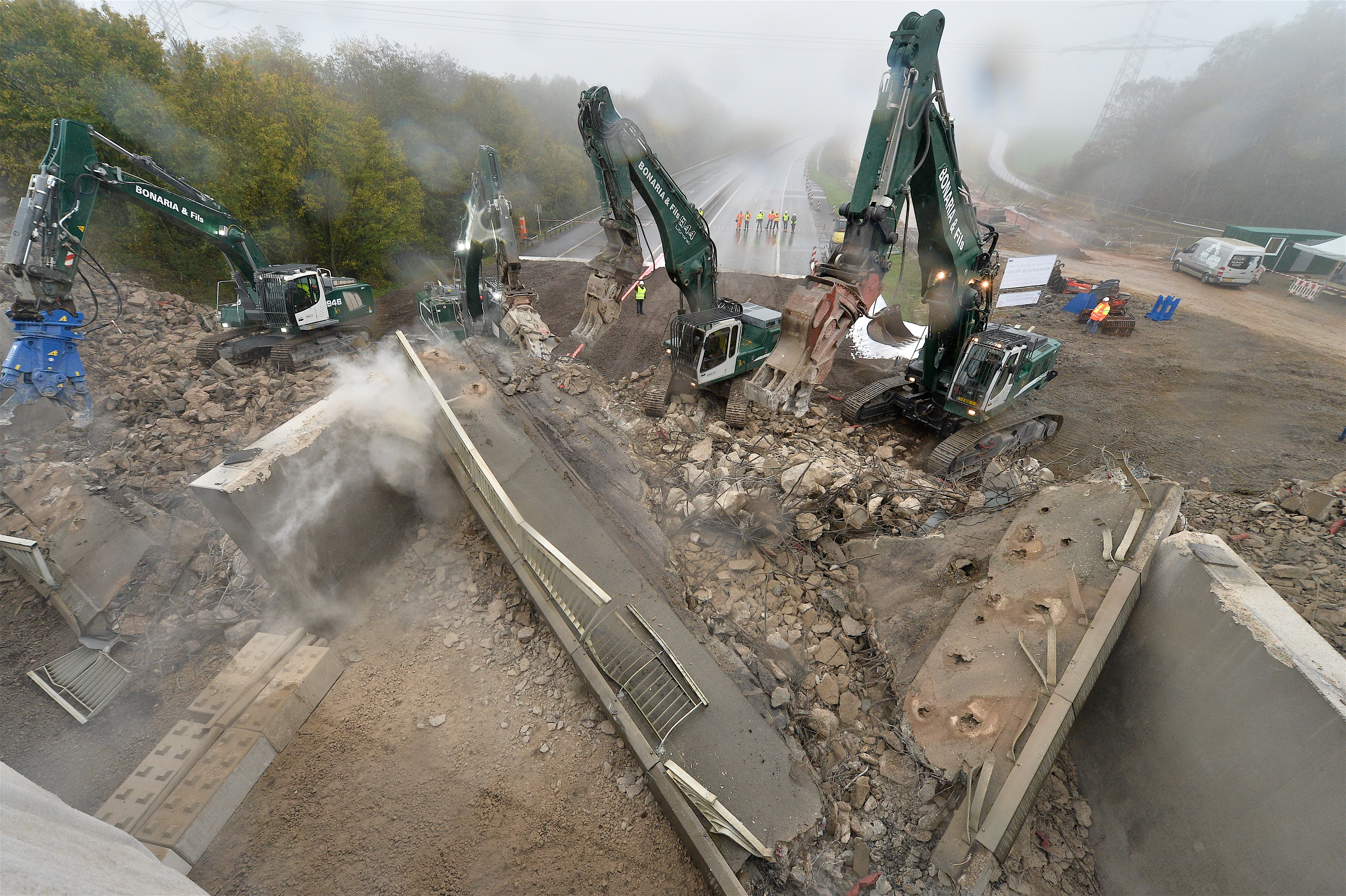 Travaux de démolition du pont sur l’A3 entre Kockelscheuer et B
