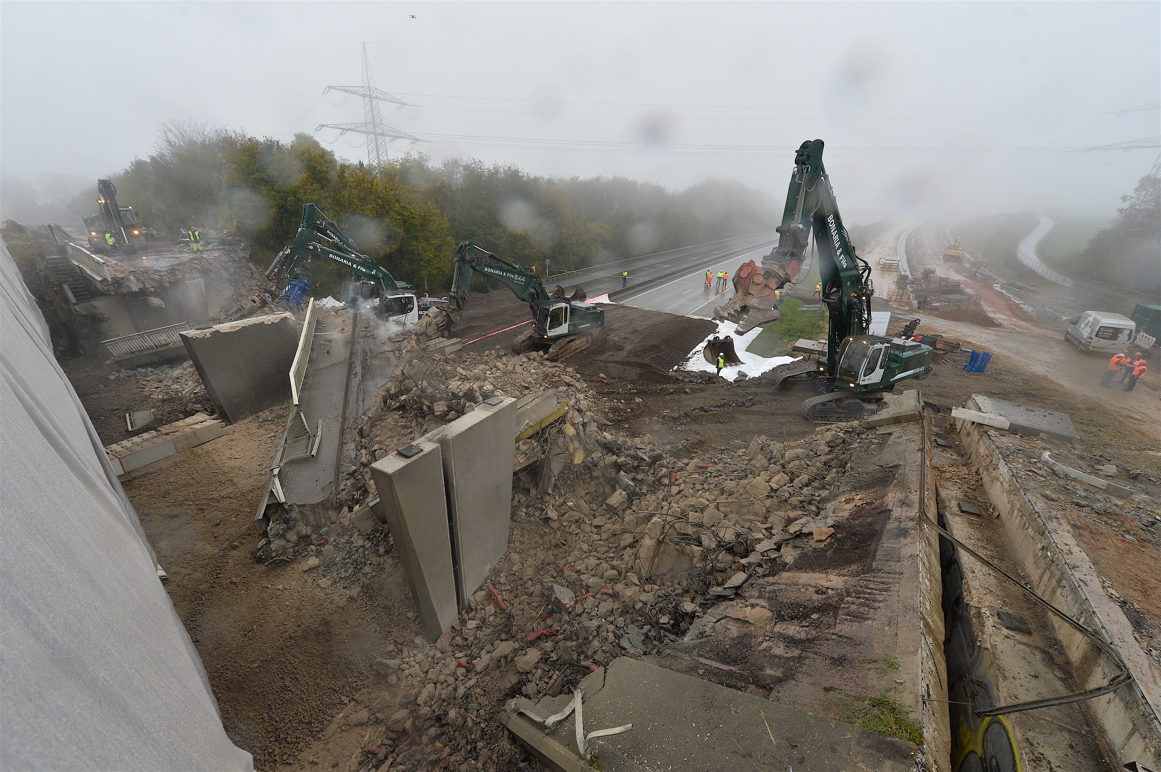 Travaux de démolition du pont sur l’A3 entre Kockelscheuer et B