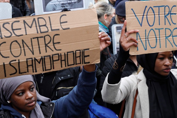 La manifestation „contre l’islamophobie“ a creusé la division à gauche