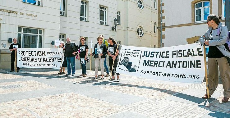 Il y a cinq ans / LuxLeaks – Naissance d’une critique