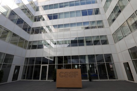 Wo ist unser Geld? / Luxemburger Finanzaufsicht muss Zahlungsdienstleister strafen und bringt so Unternehmen in Geldnot