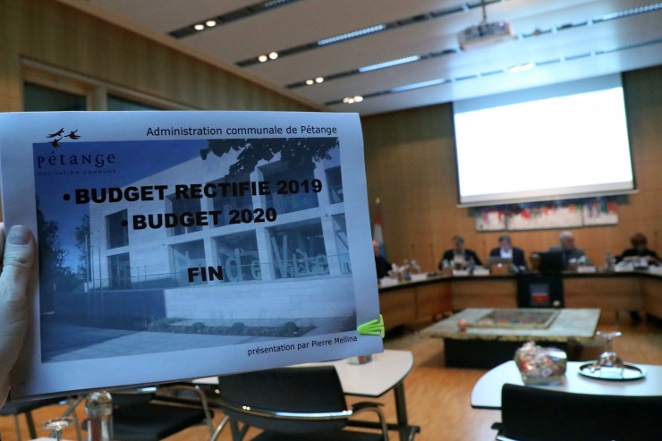 Haushaltsvorlage 2020 / Mit genug Geld heißt es nun volle Fahrt voraus in Petingen