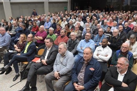 Umwelt / „Elektro-Autos sind nicht die Lösung“