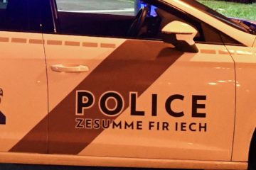 Chaos-Crash / Alkoholisierter Autofahrer rast in Unfallstelle