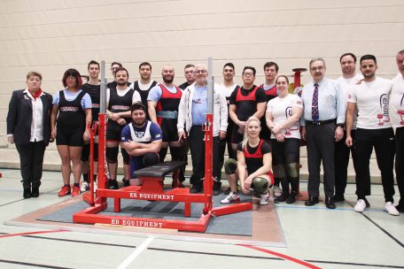 Powerlifting / Schwer in Form: Hinter den Kulissen einer Landesmeisterschaft