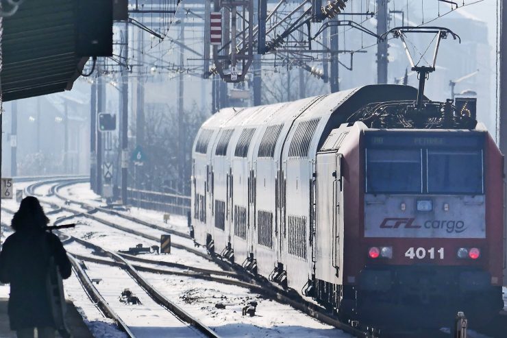 Zugverkehr wieder aufgenommen / Bahnhof Michelau nach Sperrung wegen Bombenfund wieder geöffnet