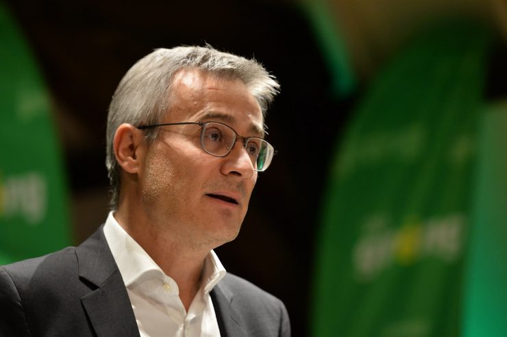 Nach Herzinfarkt / Félix Braz feiert Weihnachten zu Hause