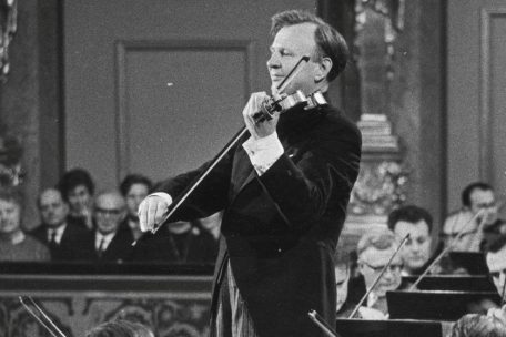 Alain spannt den Bogen / Zum 80. Mal knallten die Champagnerkorken