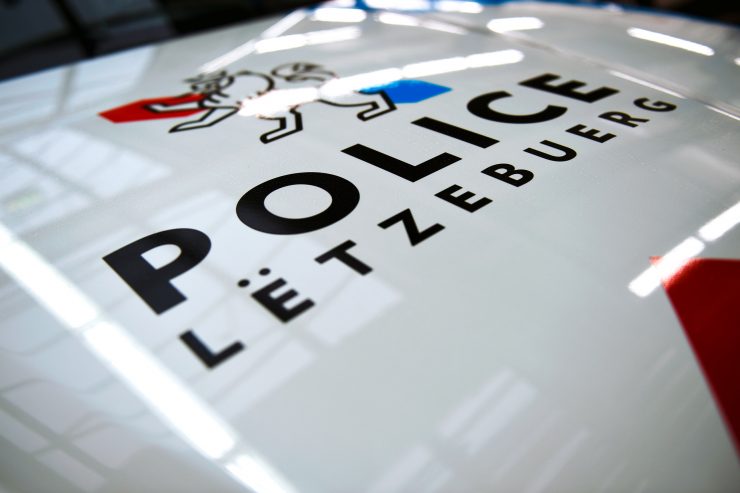 Diebstahl / Unbekannte stehlen Engel aus Kirche