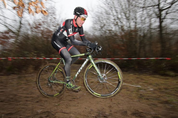 Cyclocross / Internationales Rennen in Leudelingen: Emil Hekele und die jungen Wilden