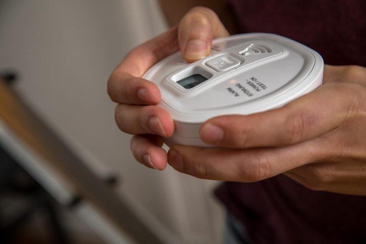 Vorschrift / Rauchmelder sind die neuen Lebensretter in Weiß in Luxemburg