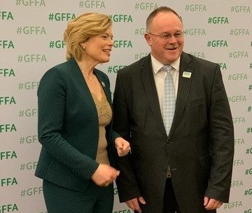 Der luxemburgische Agrarminister&nbsp;Romain Schneider mit seiner deutschen Amtskollegin Julia Kl&ouml;ckner