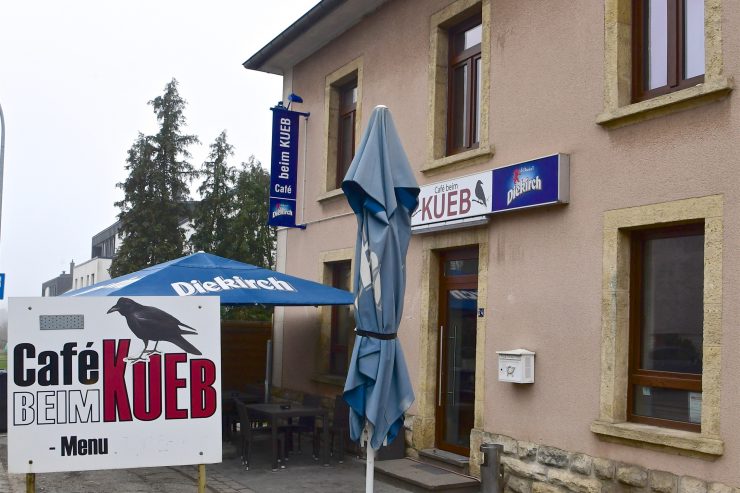Kneipentour / Ein Besuch im „Café beim Kueb“ in Steinbrücken