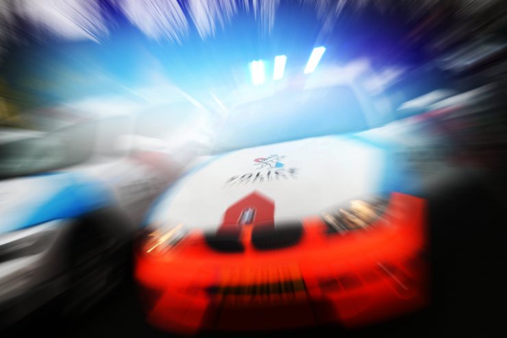 Unfall-Knigge / Wie man sich nach einem Unfall richtig verhält