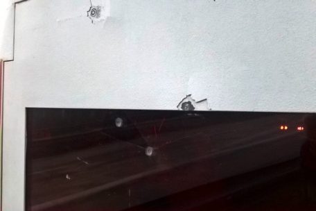 Polizei / Unbekannte schießen bei Trier auf einen „Superblitzer“