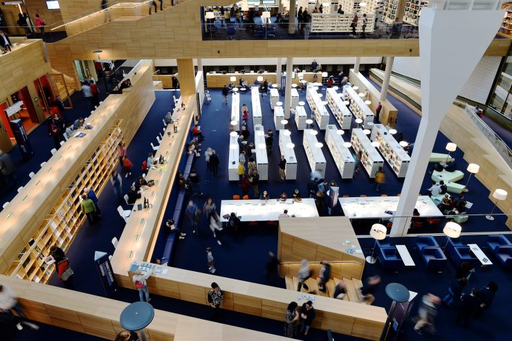 Fehlalarm / Polizei gibt Entwarnung nach Einsatz bei Nationalbibliothek