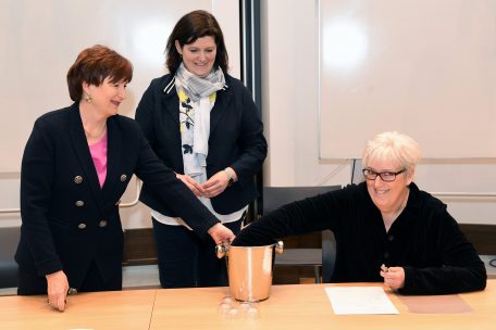 Aux &eacute;lections l&eacute;gislatives, seules les num&eacute;ros des listes &eacute;lectorales sont pour l&rsquo;heure tir&eacute;s au sort