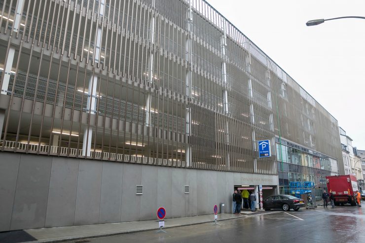 Bahnhofsviertel Luxemburg / Parkhäuser Neipperg und Wedell sind für die erste Stunde wieder kostenlos