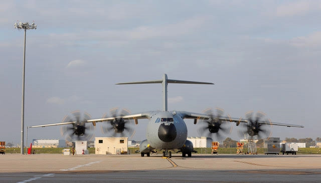 Airbus A400M / Luxemburgs neues Armeeflugzeug durchläuft erste Tests