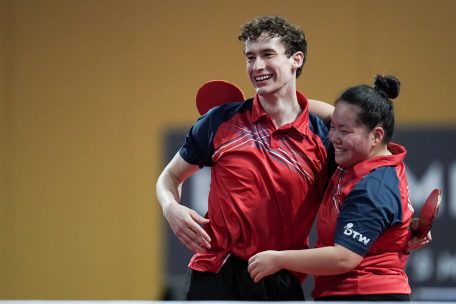 Tischtennis / Larissa Gales überrascht im Mixed