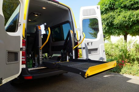 Adapto-Busdienst / Menschen mit Behinderung vermissen echte Gleichberechtigung in Luxemburg