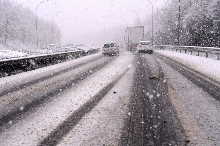 Verkehr / Schnee in Luxemburg: Tempo 70 auf der Autobahn, mehrere Straßen gesperrt