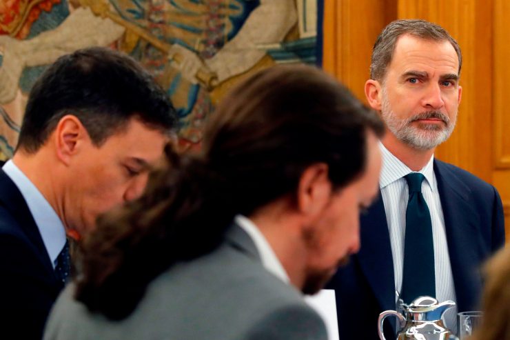 Spanien / Der König streicht seinem Vater Zahlungen des Palasts