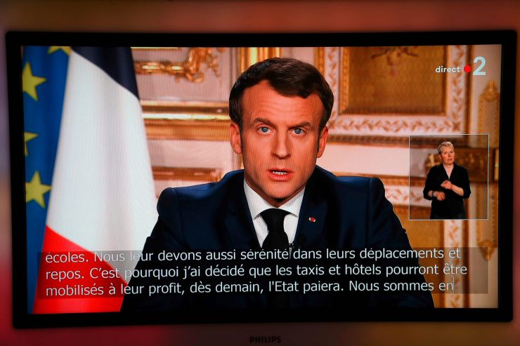 Corona-Krise / Macron erlässt Ausgangssperre für ganz Frankreich: „Wir sind im Krieg“