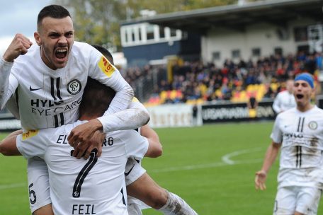 Mirza Mustafic / Rückkehr eines verlorenen Sohnes