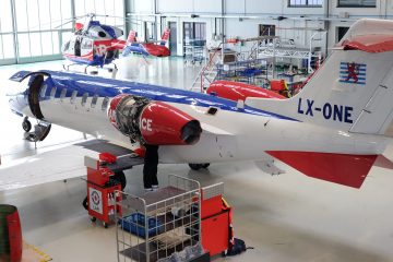 Luftrettung  / Die Air Rescue leistet Nachbarschaftshilfe per Helikopter 