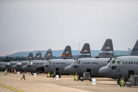 Coronavirus / Die US Air Force hilft in Luxemburg mit Stromgeneratoren und Kühleinheiten