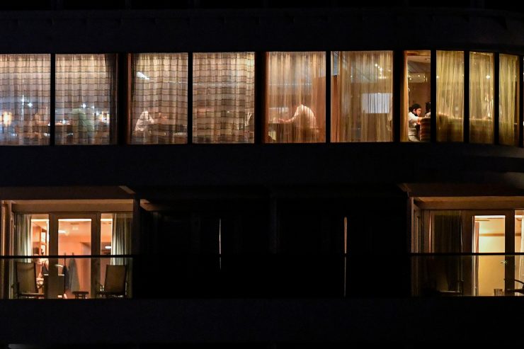 Corona / Trump schaltet sich in Drama auf Kreuzfahrer „Zaandam“ ein