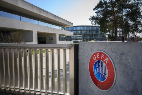UEFA / Heißer Sommer für Europas Elite: Europacup und Länderspiele erneut verlegt