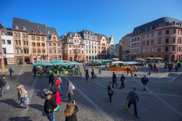 Blick über die Grenzen / Ganz Rheinland-Pfalz verzeichnet etwa so viele Corona-Tote wie Luxemburg