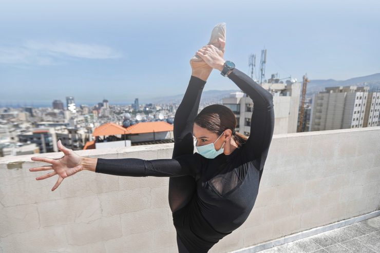 „Wie im Wilden Westen“ / Da es zu wenige gibt, kämpft die ganze Welt um Masken 