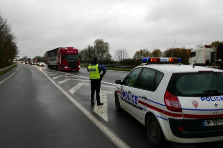 Coronakrise / Frankreich verschärft Grenzkontrollen: Einreise nur noch mit Passierschein