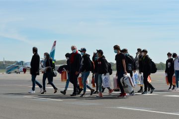 Flüchtlingshilfe / Zwölf Minderjährige aus Lagern der griechischen Inseln in Luxemburg angekommen