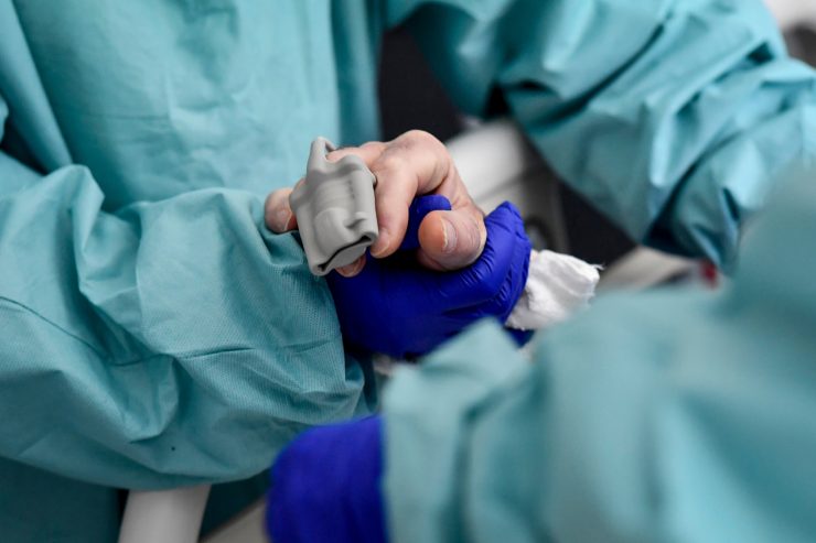 Grundlegende Reform gefordert / Personal des Gesundheits- und Pflegesektors braucht kein „Trinkgeld“