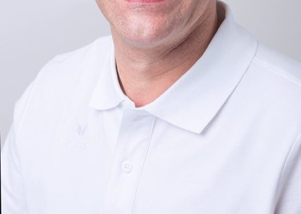 Alain Massen, Präsident der „National Elterevertriedung“, spricht sich dafür aus, dass die Eltern in manchen Fällen die Wahl haben sollten, ob sie lieber ihre Kinder zur Schule schicken oder nicht