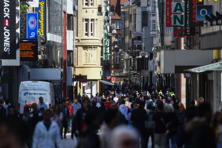 Corona-Krise / Sorge: Nutzt Deutschland die Gunst der Stunde, um Nachbarn wirtschaftlich „plattzumachen“?