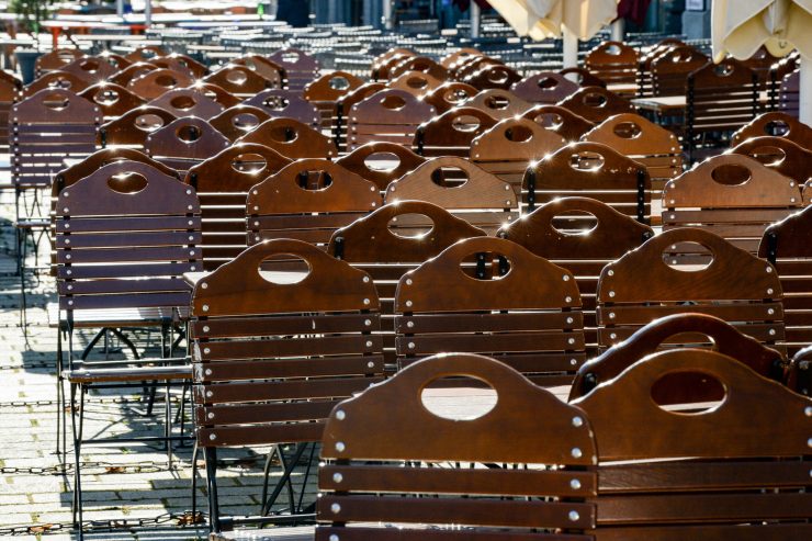 Corona / Warum die Reproduktionszahl eine wichtige Marke ist