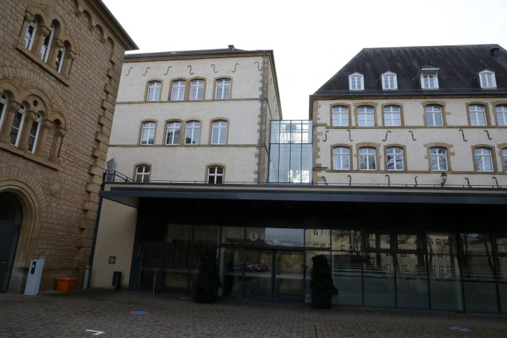 Trotz Corona / Seniorenheime lassen wieder Besucher zu